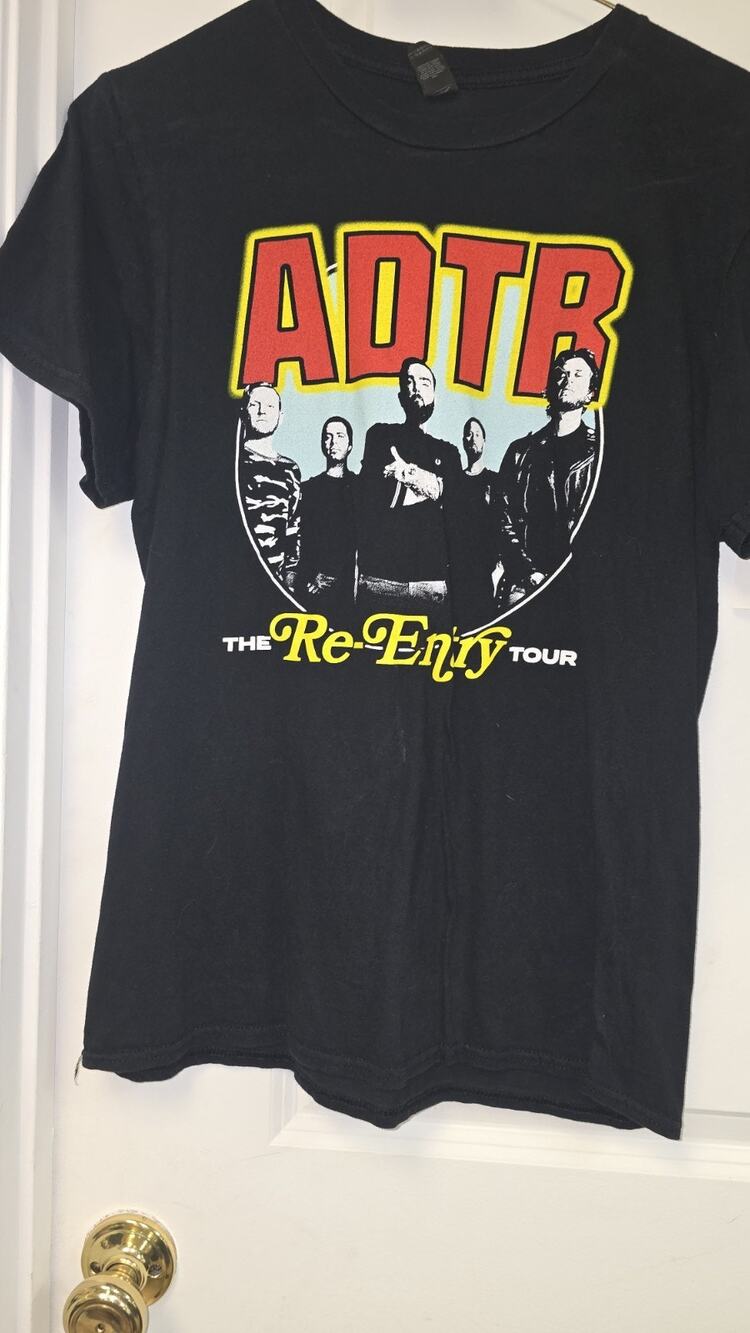Jen8943 ADTR A Day To Remember - Re-Entry Tour T-Shirt, Size Medium, Black.